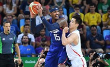 Estados Unidos gana por 57 en su debut olímpico con 25 puntos de Durant
