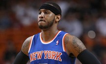 Carmelo Anthony tiene que dejar el Blazers-Knicks por molestias en la rodilla