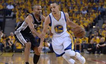 Curry fue muy superior a Parker en el Spurs-Warriors