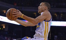 Curry y Durant lideran una nueva victoria de Warriors
