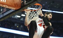 Mirotic anota 29 puntos y Noah da 14 asistencias para que Bulls pase a Toronto