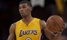 Ronnie Price, otro jugador de los Lakers que dice adiós a la temporada