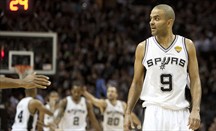Spurs gana a Houston para sumar su noveno triunfo consecutivo con 27 de Parker