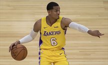 Clarkson impulsa la primera victoria de Lakers sin Lonzo Ball