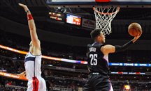 Clippers y Wizards intercambian a Austin Rivers y Marcin Gortat
