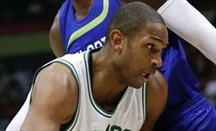 Al Horford visitó por primera vez el Philips Arena con la elástica de Celtics