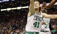 Olynyk incendia el Garden en el último cuarto y los Celtics triunfan