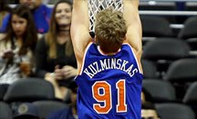 Los Knicks cortan a Kuzminskas para dar espacio a Noah