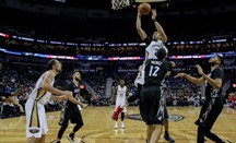 Pelicans domina a Minnesota con 35 puntos de Anthony Davis