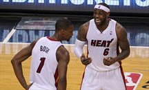 Chris Bosh y LeBron James fueron los máximos anotadores de Miami