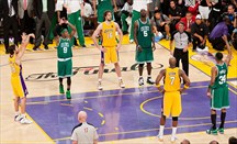 Los Lakers y los Celtics quedan fuera de playoffs por segunda vez en la historia