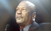 Michael Jordan llora en el acto de despedida de Kobe Bryant