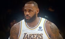 LeBron terminó el Lakers-Nets bastante enfadado