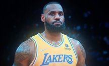 Triples-dobles de LeBron y Westbrook en una triste victoria de Lakers