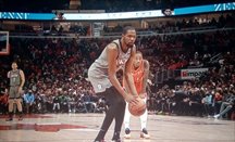 Brooklyn Nets destroza a los Bulls bajo la maestría de Durant y Harden