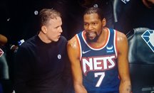 Kevin Durant se queda en los Nets