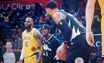 Clippers supera a Lakers en el duelo angelino y LeBron se retira lesionado