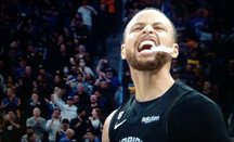 Curry salva a los Warriors anotando 20 puntos en los últimos 7 minutos