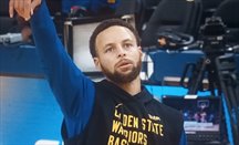 Curry volvió a ser el líder anotador de Golden State