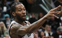 Los Spurs vencen en la prórroga en Cleveland con 41 puntos de Leonard
