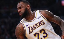 LeBron ya está buscando jugadores para Lakers