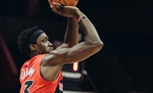 Toronto cortó la racha exitosa de Knicks con 52 puntos de Siakam
