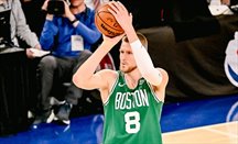 Los Celtics ganan en el Madison con un gran debut de Porzingis