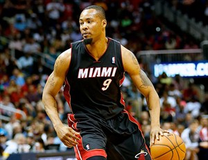 Rashard Lewis deja Miami Heat para unirse a Dallas Mavericks