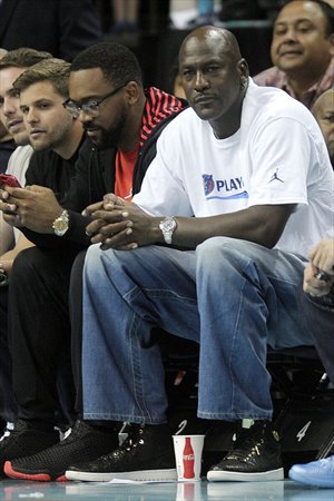 Michael Jordan considera a Kawhi Leonard como el mejor NBA