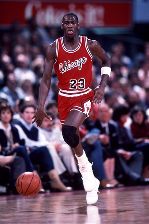 Michael Jordan jugando aquel 2 de diciembre ante los Lakers en el Forum