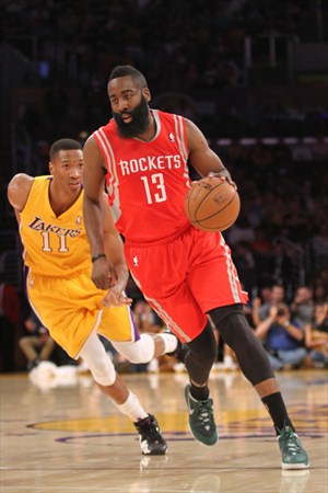 Harden sobresalió en el Lakers-Rockets