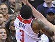 Beal anota ante Olynyk en el Wizards-Heat