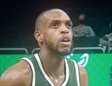 Gran partido de Khris Middleton ante Boston Celtics