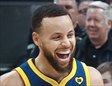 Stephen Curry metió 11 triples en la victoria de Warriors