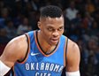 Russell Westbrook llevó a Thunder a los playoffs