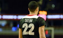 Tatum lució juego en su debut con Boston Celtics