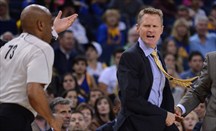 La NBA multa a Steve Kerr por criticar a los árbitros