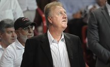 Larry Bird renuncia a la presidencia de Indiana Pacers