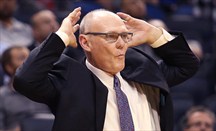 El veterano George Karl ha sido destituido como entrenador jefe de Sacramento Kings