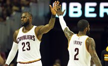LeBron e Irving serán rivales en el partido de apertura de la NBA
