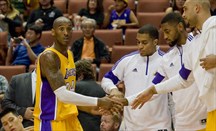 Kobe Bryant anotó 39 puntos, pero no fue suficiente para Lakers
