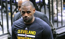 LeBron James busca soluciones ante la debacle de Cleveland