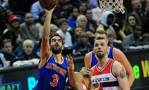 Calderón se daña una rodilla en la victoria de los Knicks ante Orlando