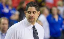 El dominicano Orlando Antigua debuta como entrenador jefe en la NCAA