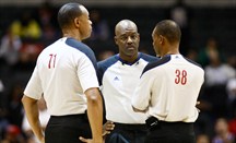 Los aciertos y errores de los árbitros serán comentados diariamente por la NBA