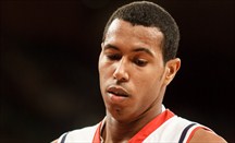 New York Knicks corta al dominicano Orlando Sánchez y a D.J. Mbenga
