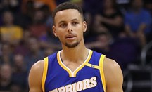 Curry volvió a brillar con Warriors