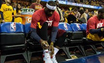 LeBron James es el rey de las ventas de ropa y calzado deportivo