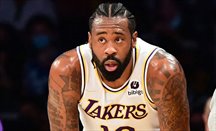 Lakers explora los traspasos de DeAndre Jordan y Kent Bazemore