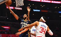 Anthony Davis anota anoche en el Clippers-Pelicans